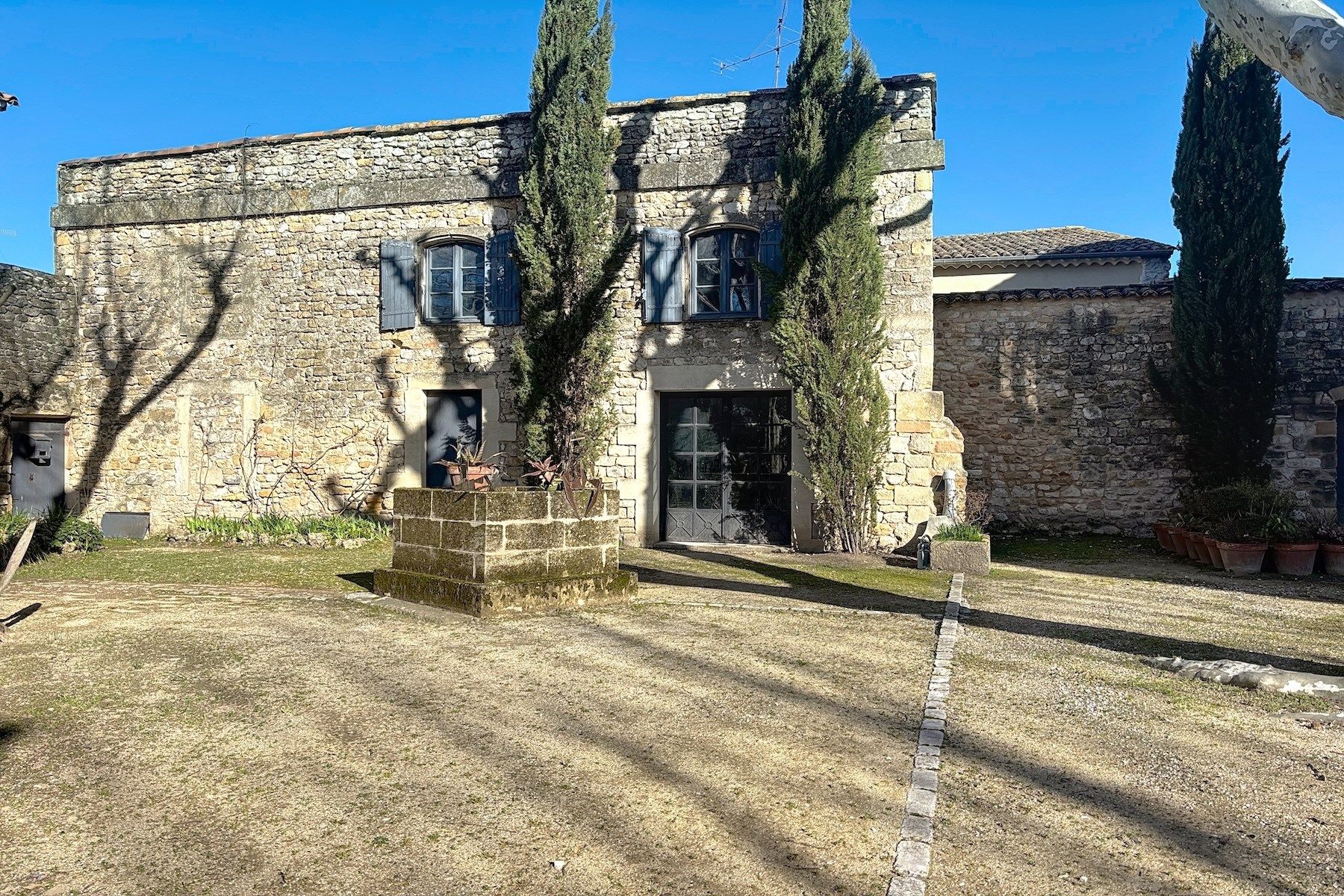 château 15 Pièces en vente sur UZES (30700)