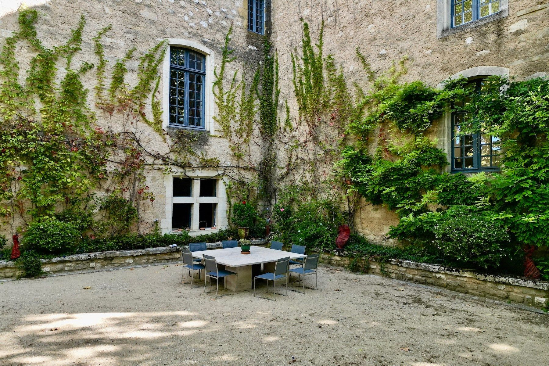 château 15 Pièces en vente sur UZES (30700)