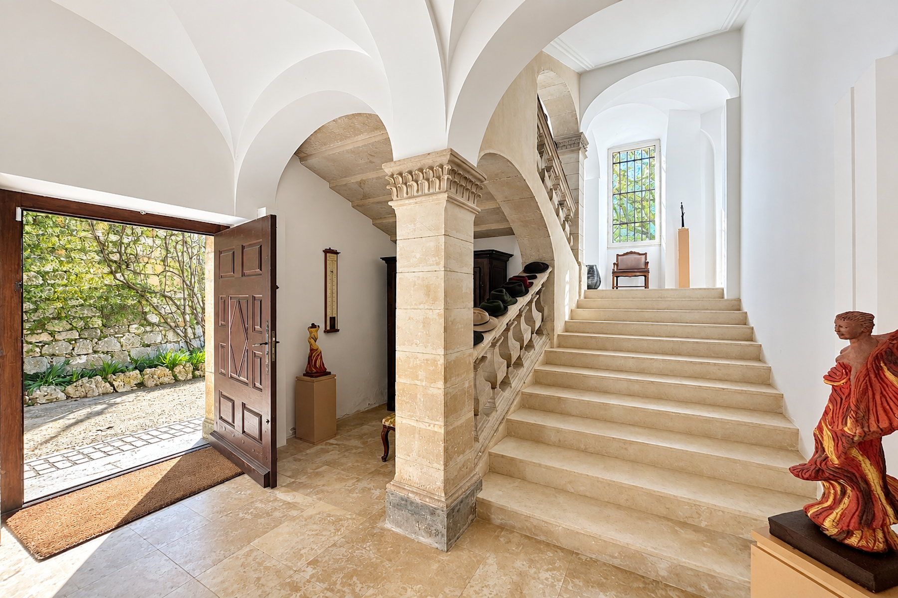 château 15 Pièces en vente sur UZES (30700)