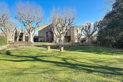 Vente Château Uzès 15&nbsp;Pièces 880&nbsp;m²