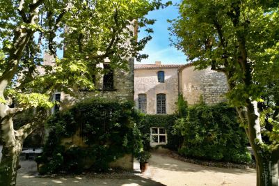 Vente Château Uzès 15&nbsp;Pièces 880&nbsp;m²
