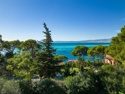 Sale Contemporary house Saint-Jean-Cap-Ferrat 10 Rooms 412.7 m²