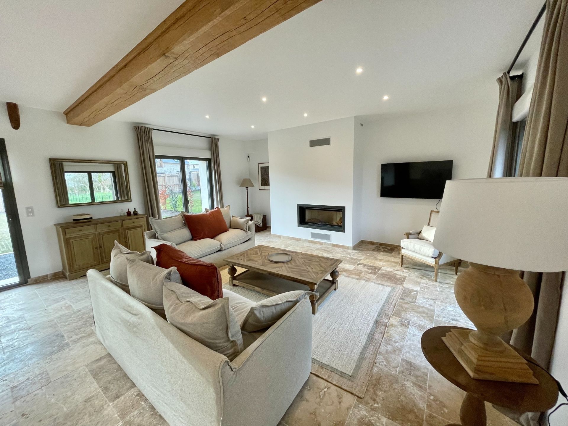 luxury house 6 Rooms for seasonal rent on CRICQUEBOEUF (14113)