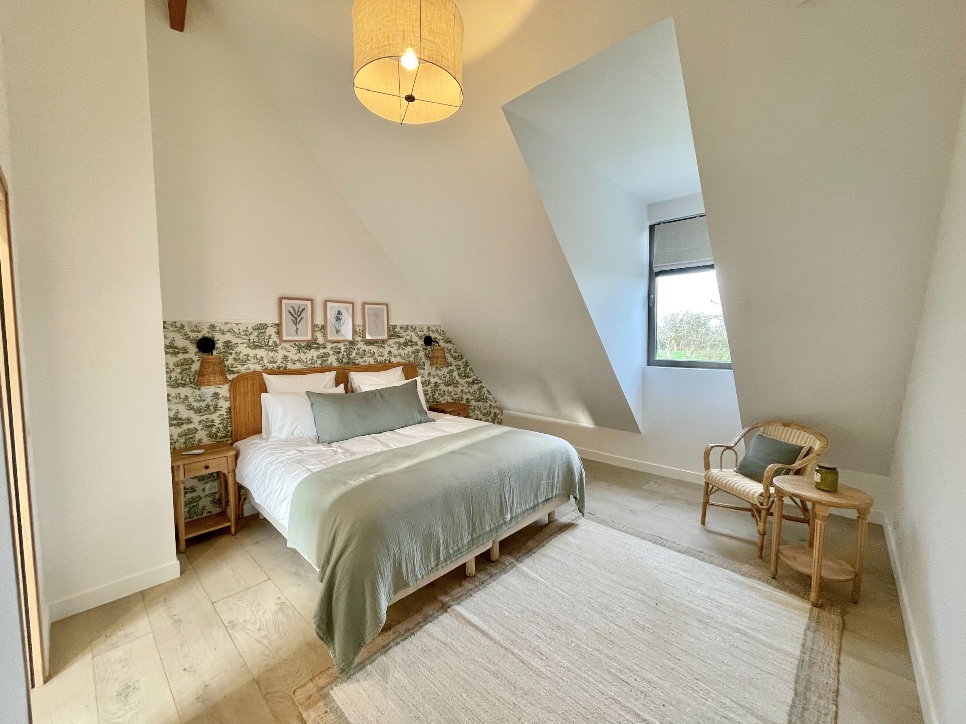 luxury house 6 Rooms for seasonal rent on CRICQUEBOEUF (14113)