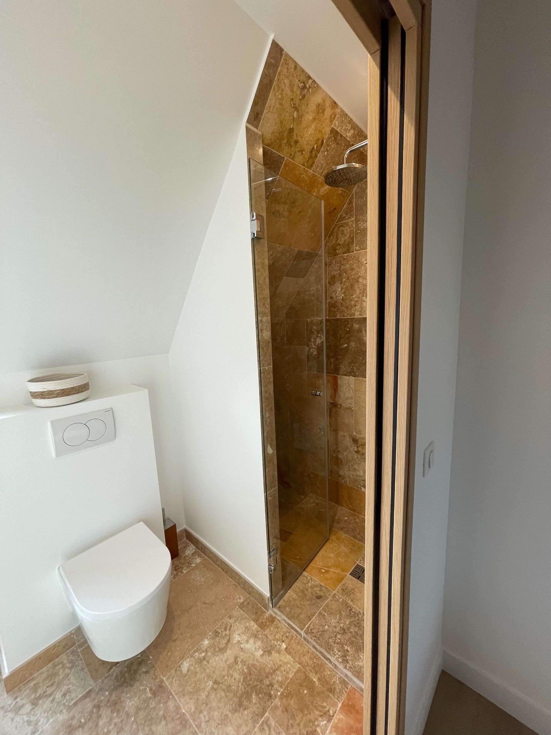 luxury house 6 Rooms for seasonal rent on CRICQUEBOEUF (14113)
