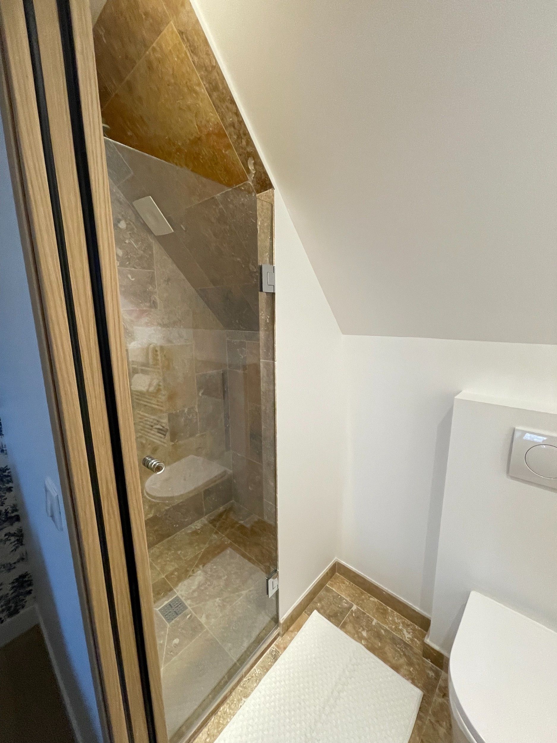 luxury house 6 Rooms for seasonal rent on CRICQUEBOEUF (14113)