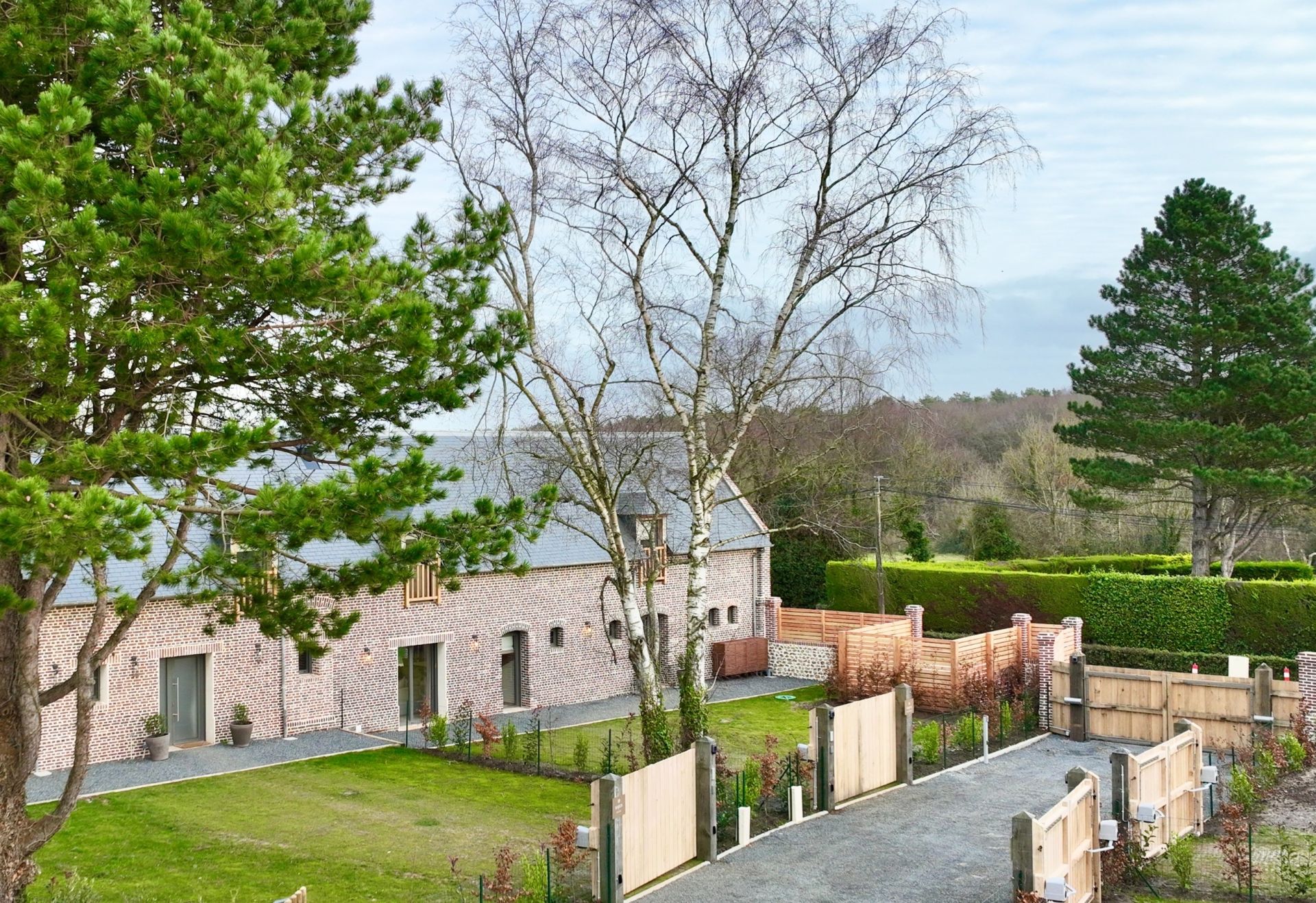 luxury house 6 Rooms for seasonal rent on CRICQUEBOEUF (14113)