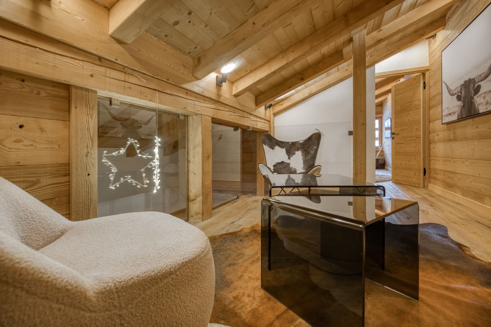luxury chalet 8 Rooms for seasonal rent on MEGEVE (74120)
