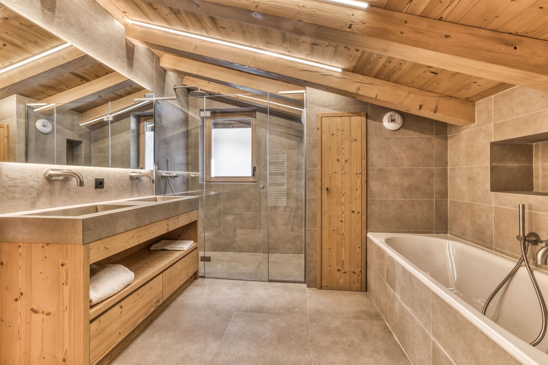 chalet de luxe 8 Pièces en location saisonnière sur MEGEVE (74120)
