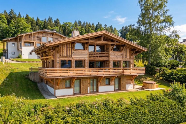 chalet de luxe 8 Pièces en location saisonnière sur MEGEVE (74120)