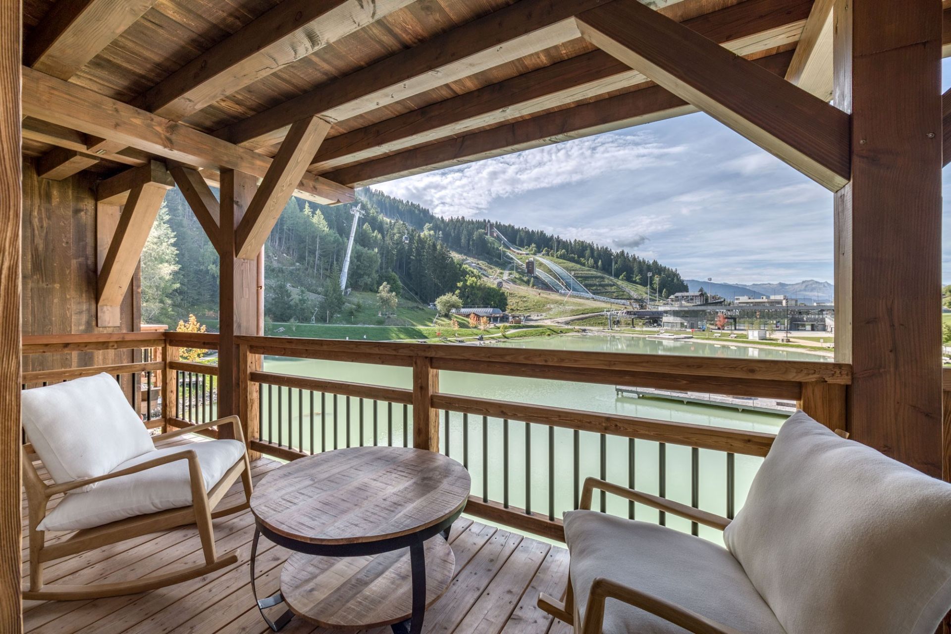 chalet de luxe 9 Pièces en location saisonnière sur COURCHEVEL (73120)