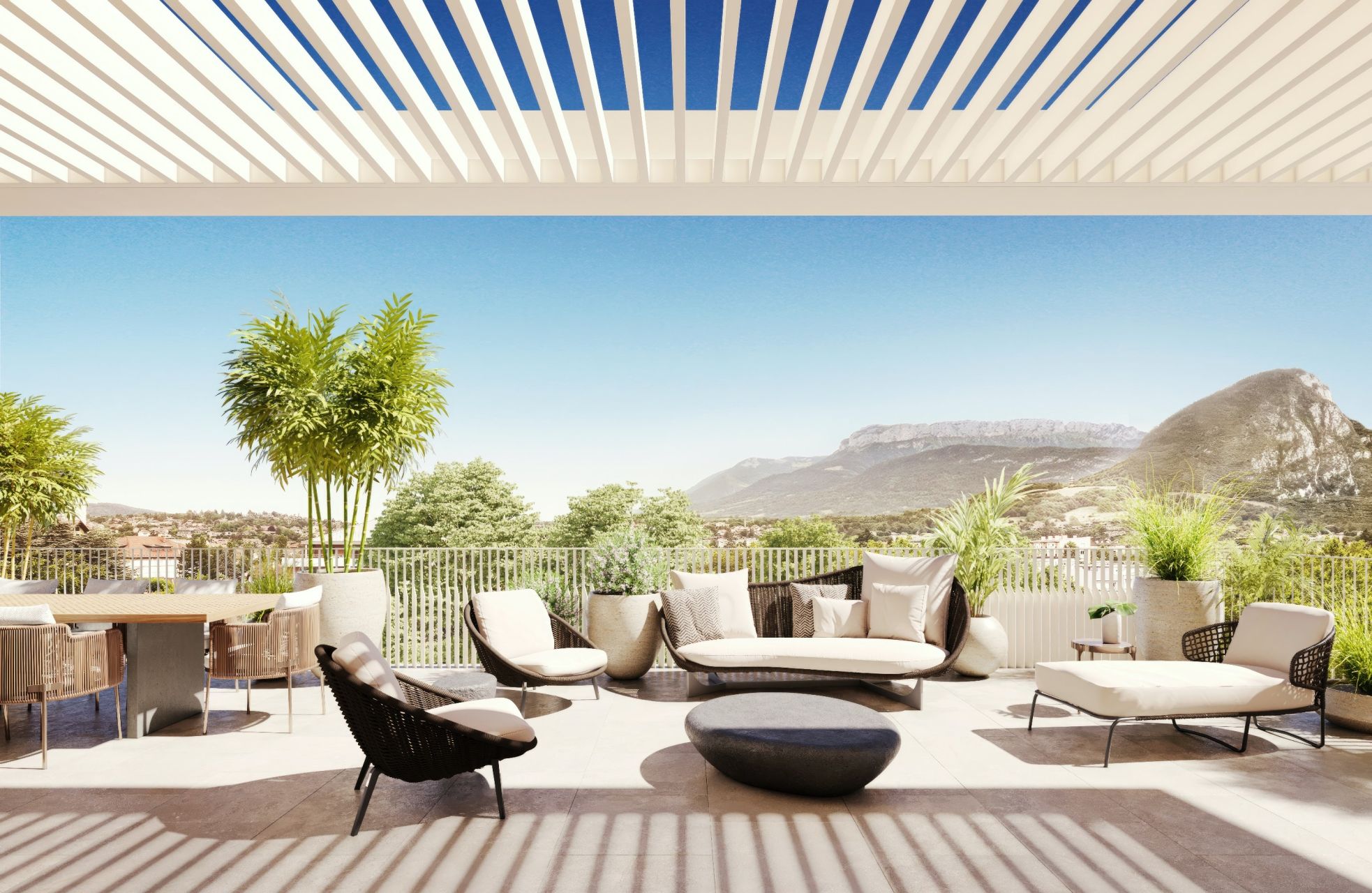 luxury apartment 4 Rooms for sale on ANNECY (74000)