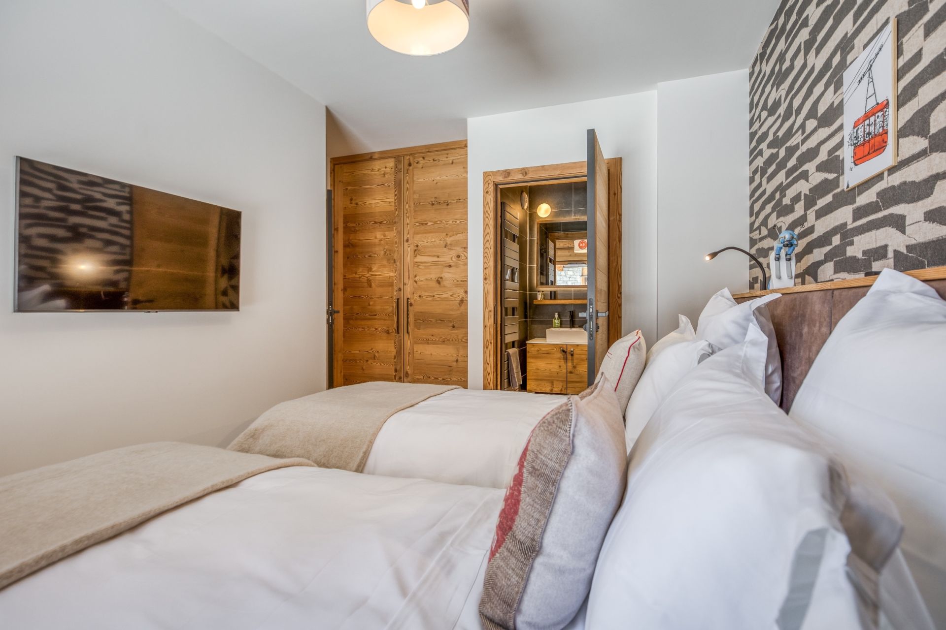 luxury apartment 4 Rooms for seasonal rent on MEGEVE (74120)