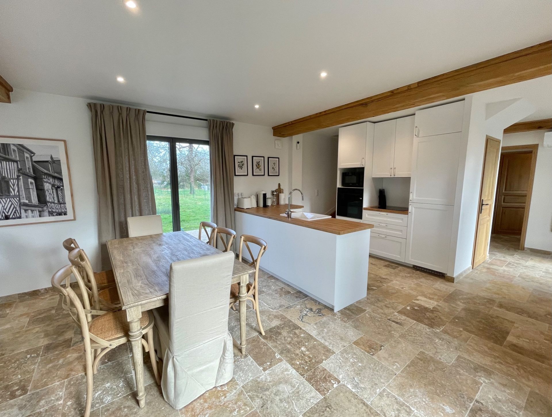 luxury house 5 Rooms for seasonal rent on CRICQUEBOEUF (14113)