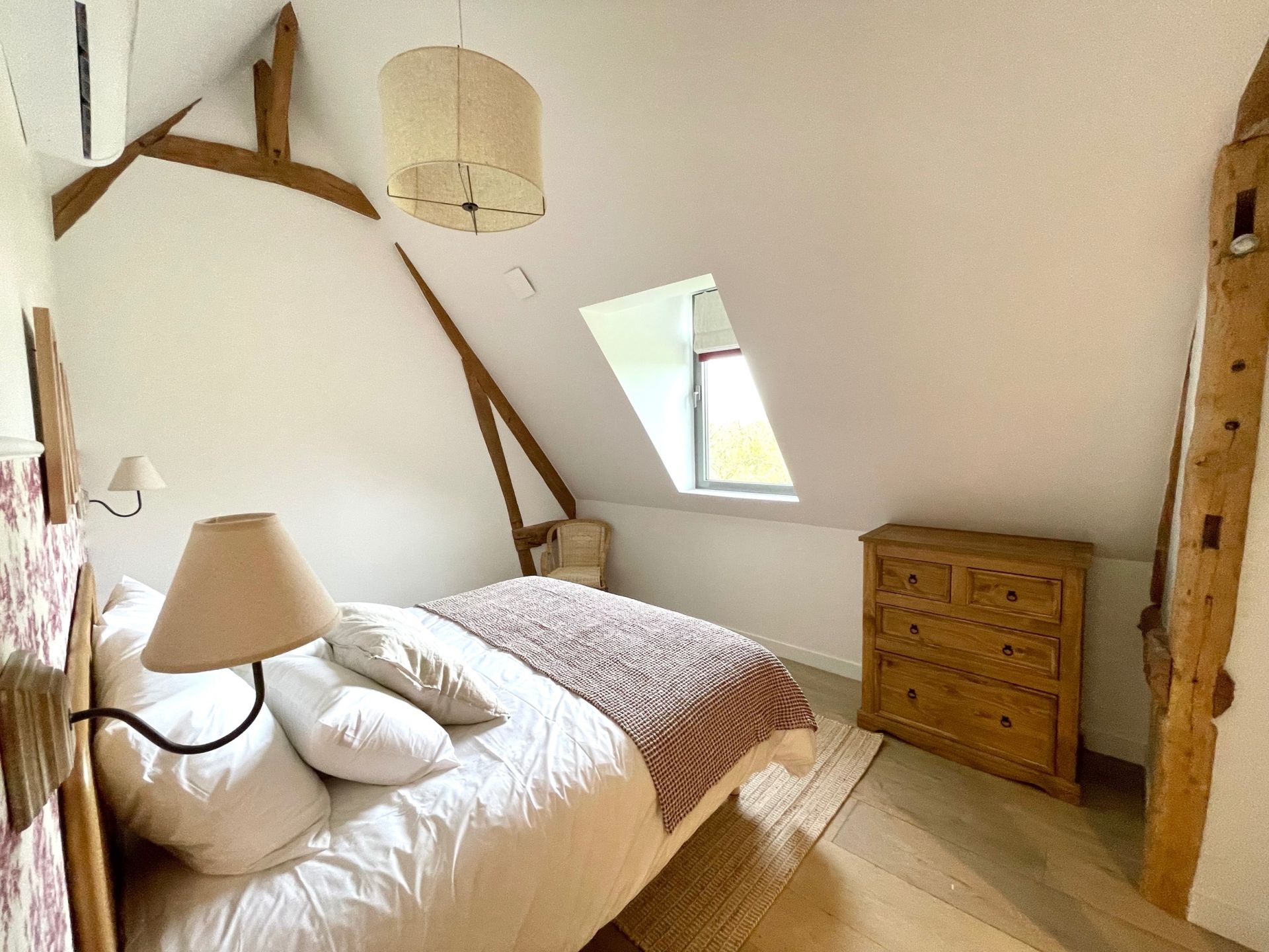 luxury house 5 Rooms for seasonal rent on CRICQUEBOEUF (14113)