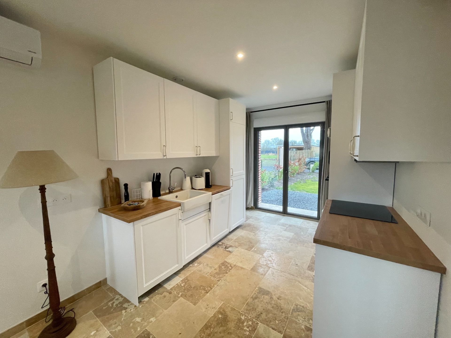 luxury house 5 Rooms for seasonal rent on CRICQUEBOEUF (14113)