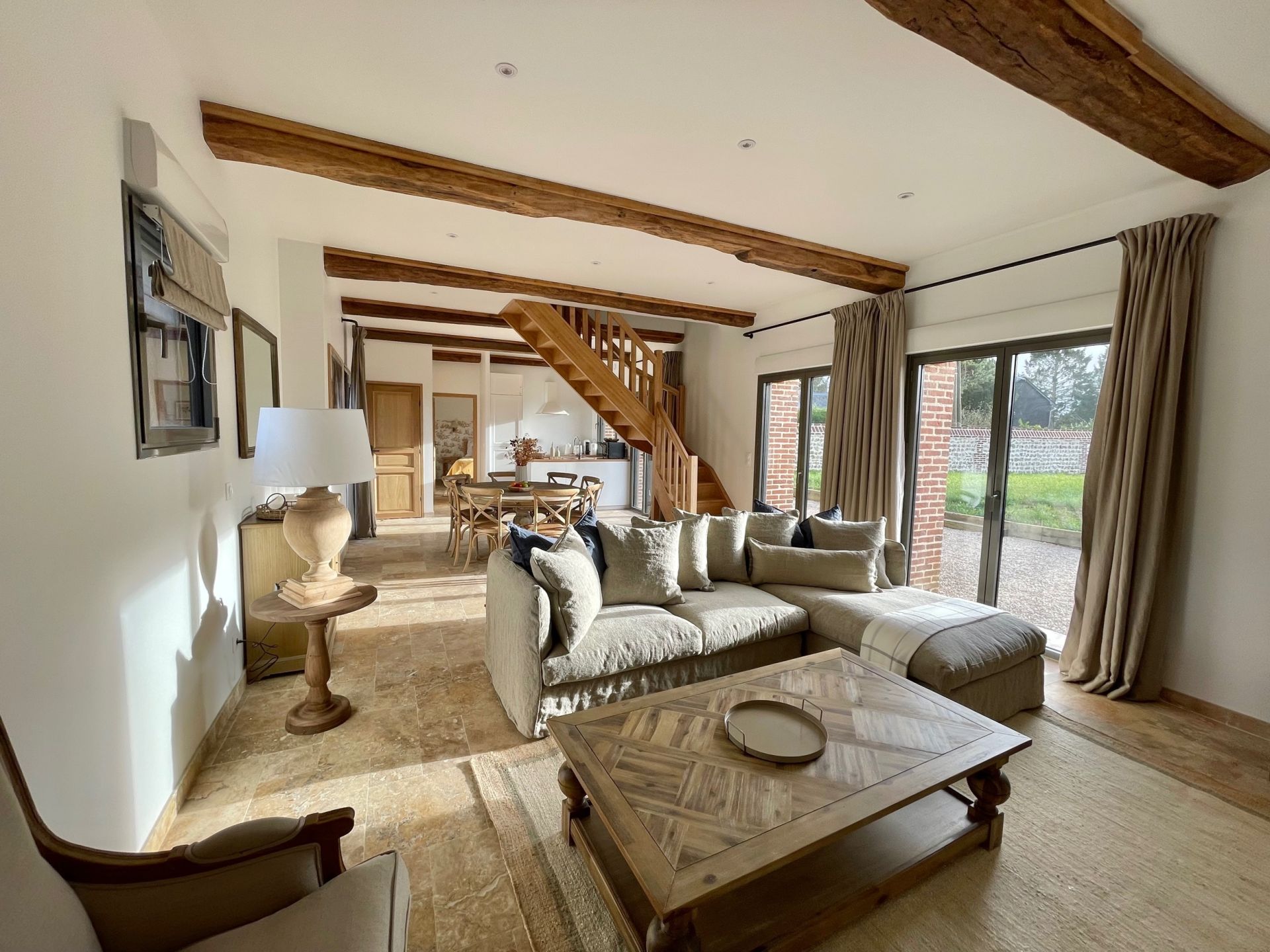 luxury house 5 Rooms for seasonal rent on CRICQUEBOEUF (14113)