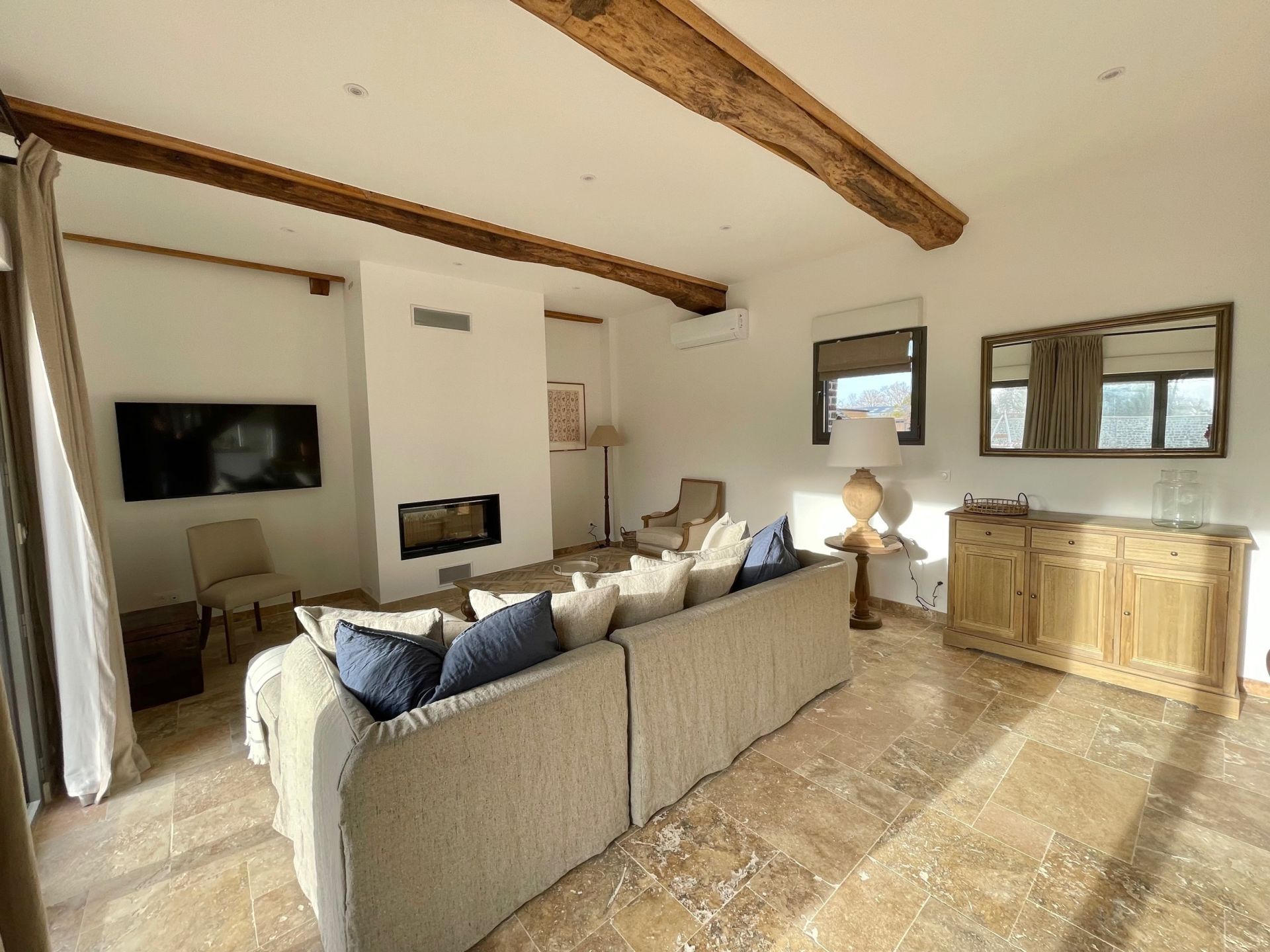 luxury house 5 Rooms for seasonal rent on CRICQUEBOEUF (14113)