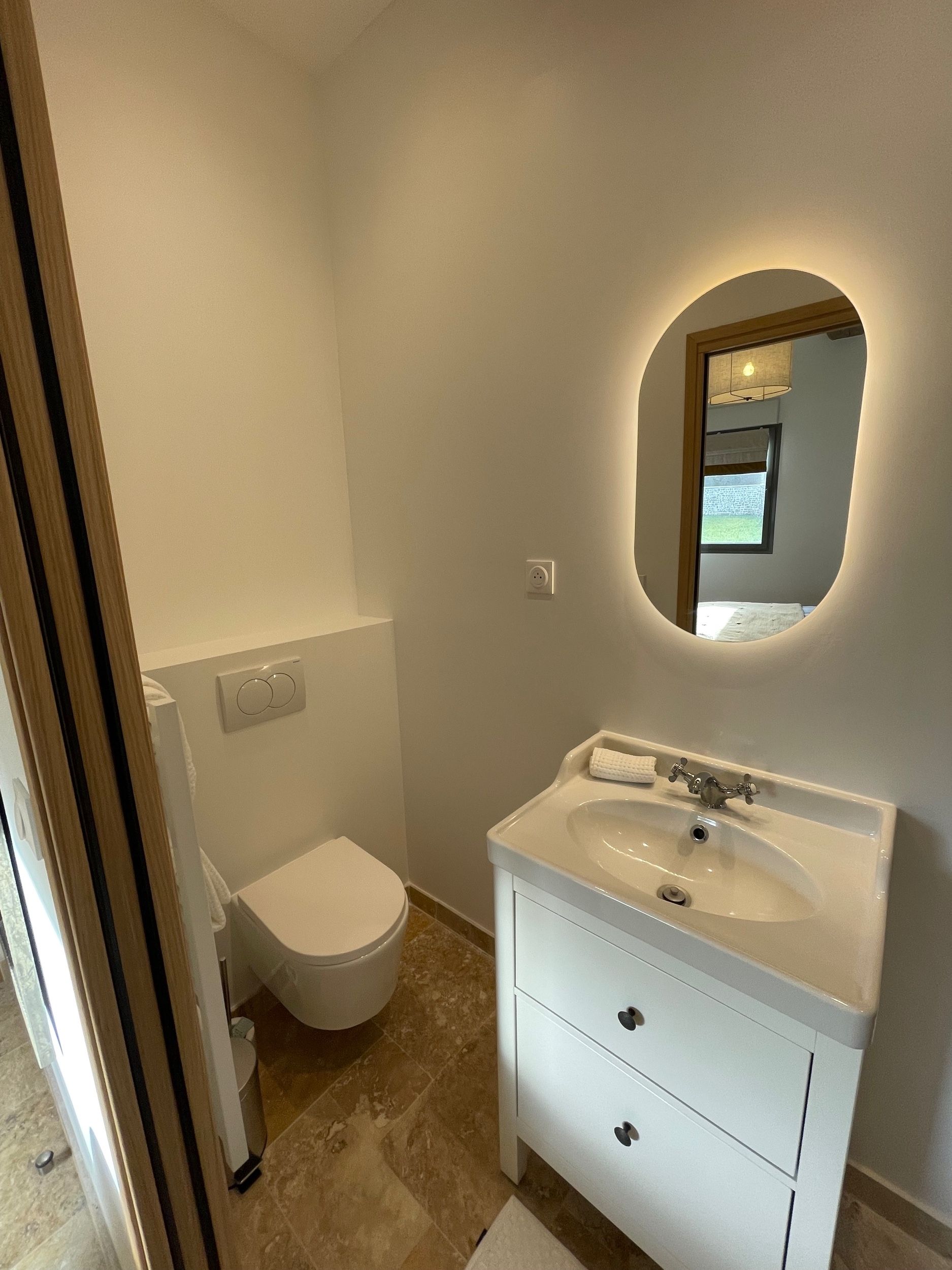 luxury house 5 Rooms for seasonal rent on CRICQUEBOEUF (14113)
