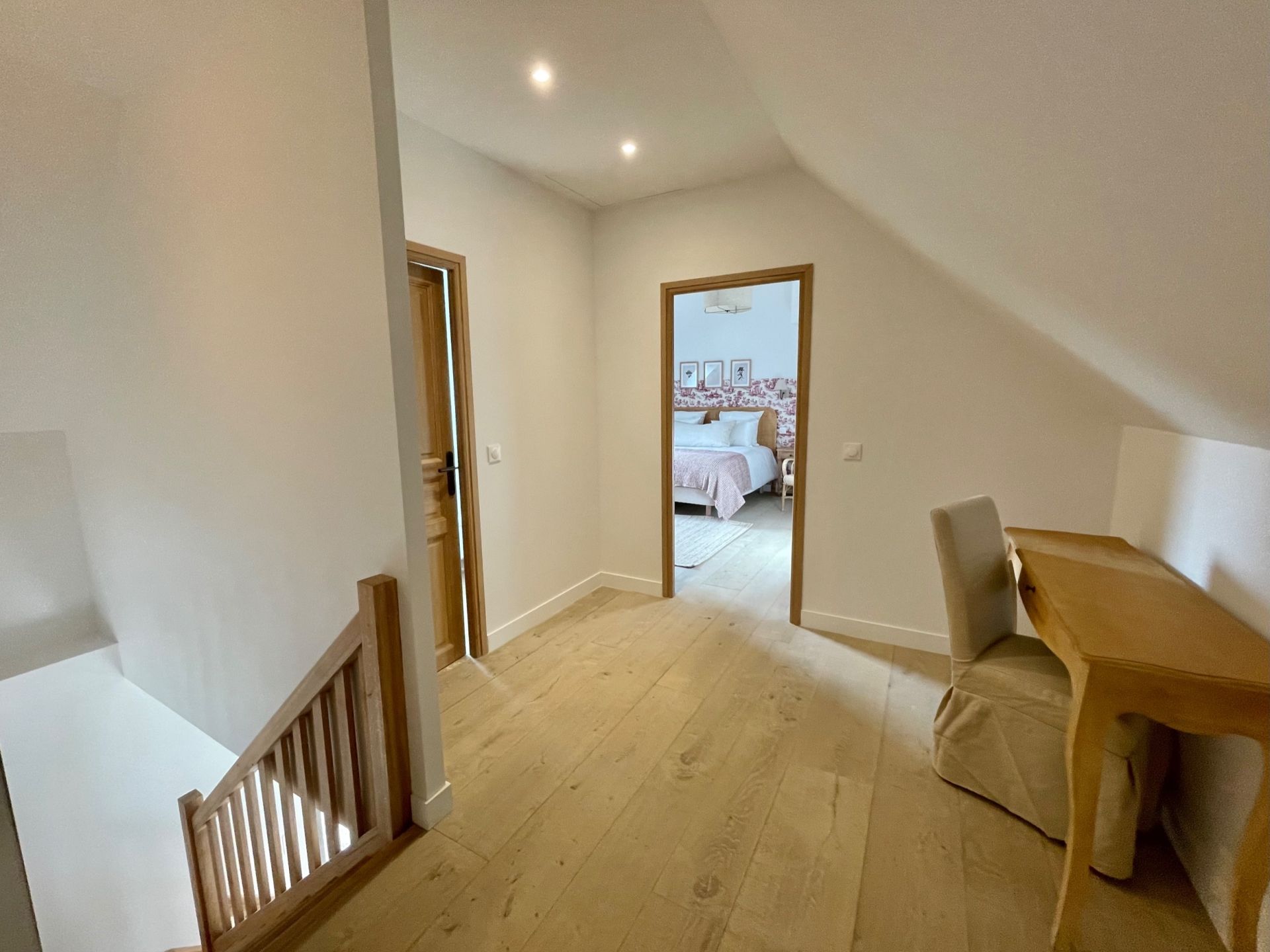 luxury house 5 Rooms for seasonal rent on CRICQUEBOEUF (14113)