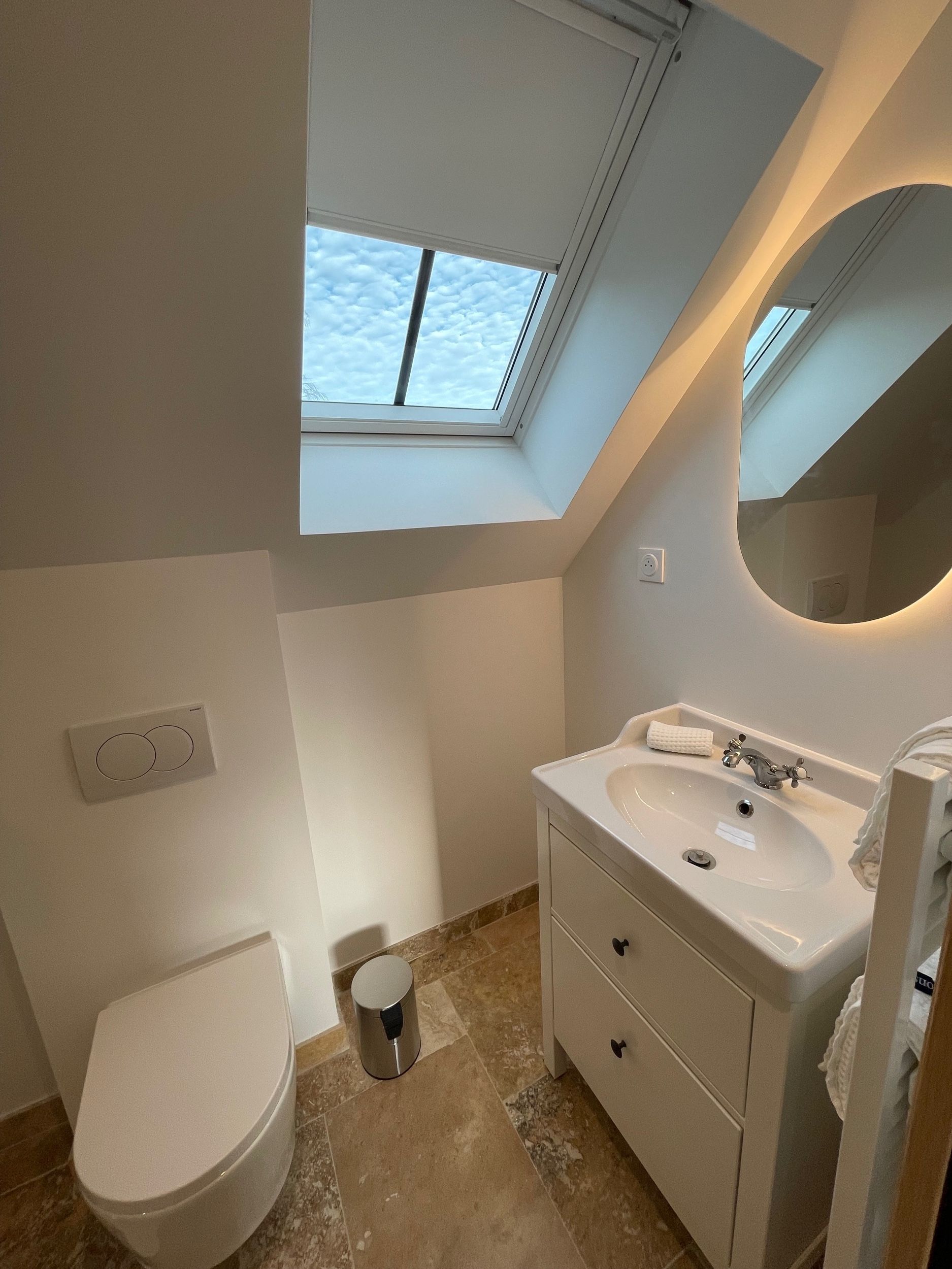 luxury house 5 Rooms for seasonal rent on CRICQUEBOEUF (14113)