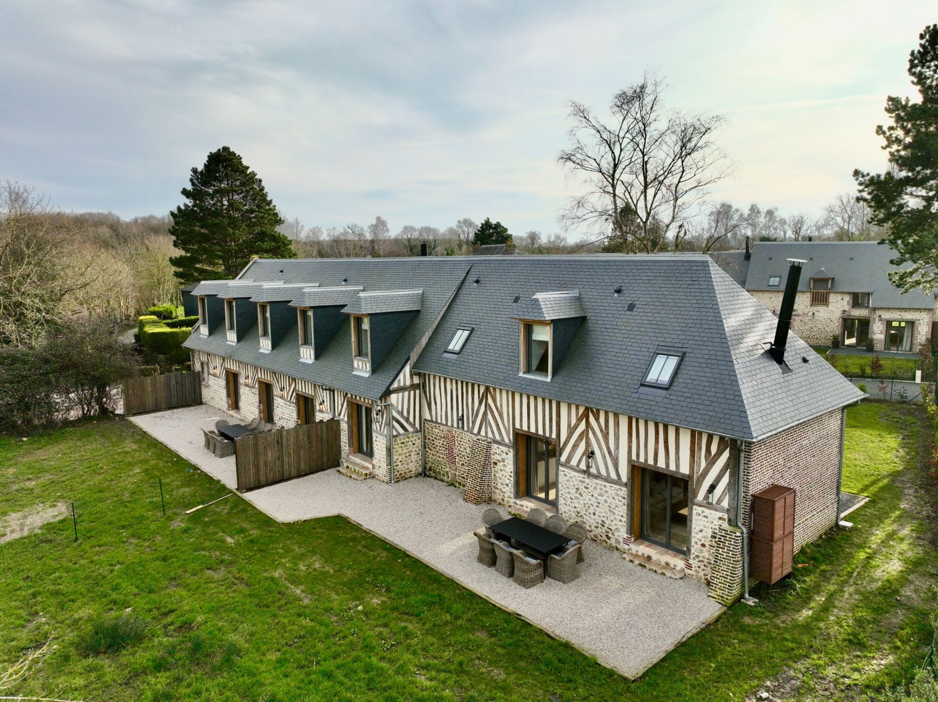 maison de luxe 32 Pièces en location saisonnière sur CRICQUEBOEUF (14113)