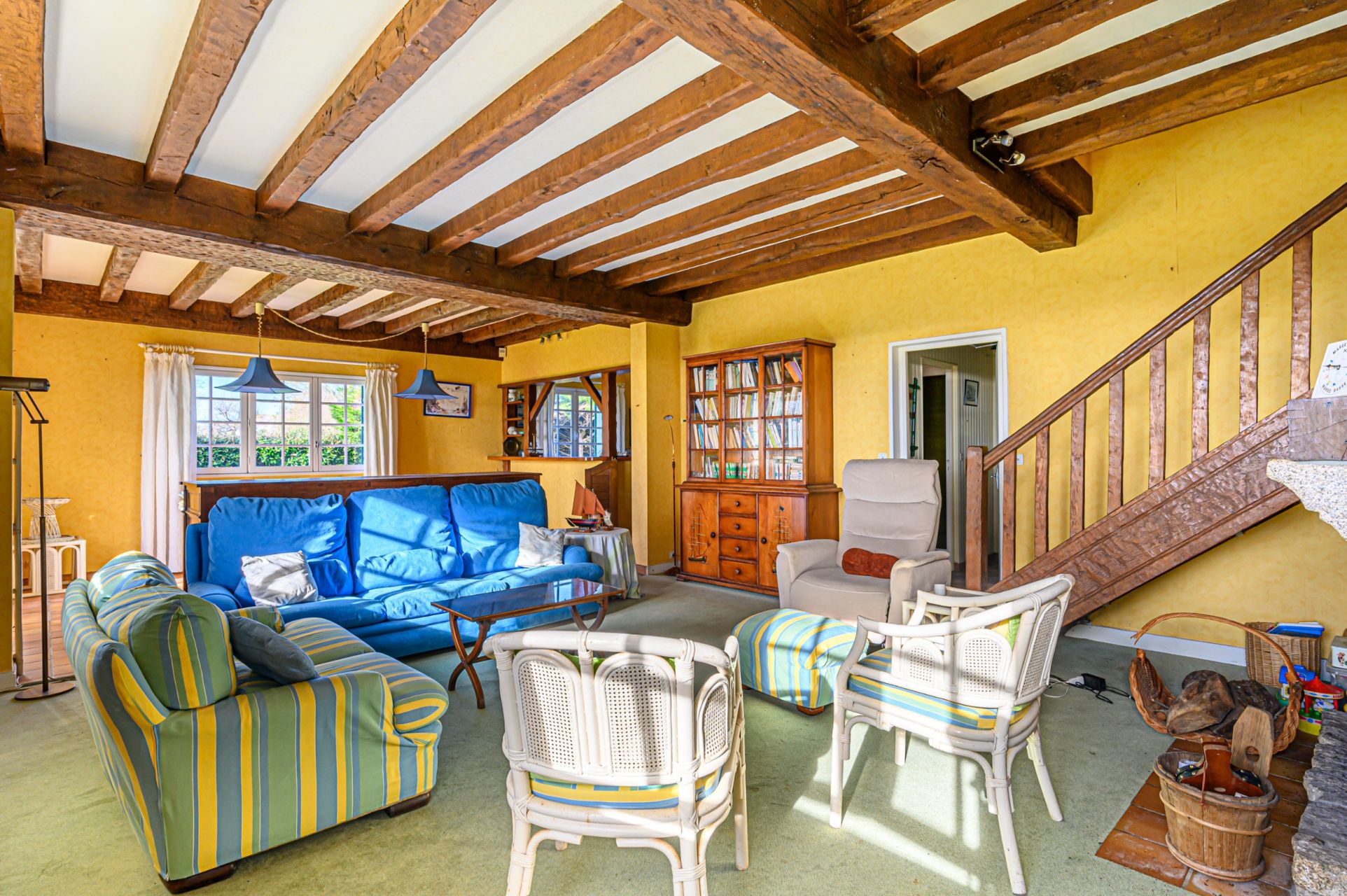 luxury house 8 Rooms for sale on SARZEAU (56370)