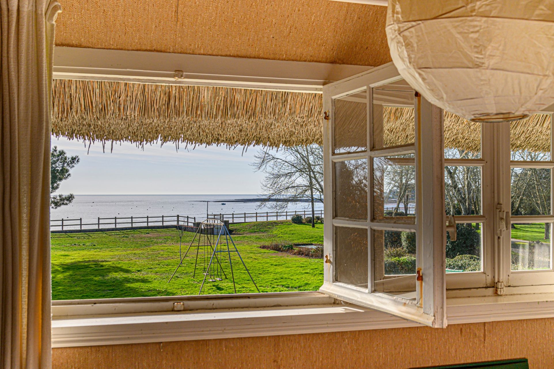 luxury house 8 Rooms for sale on SARZEAU (56370)