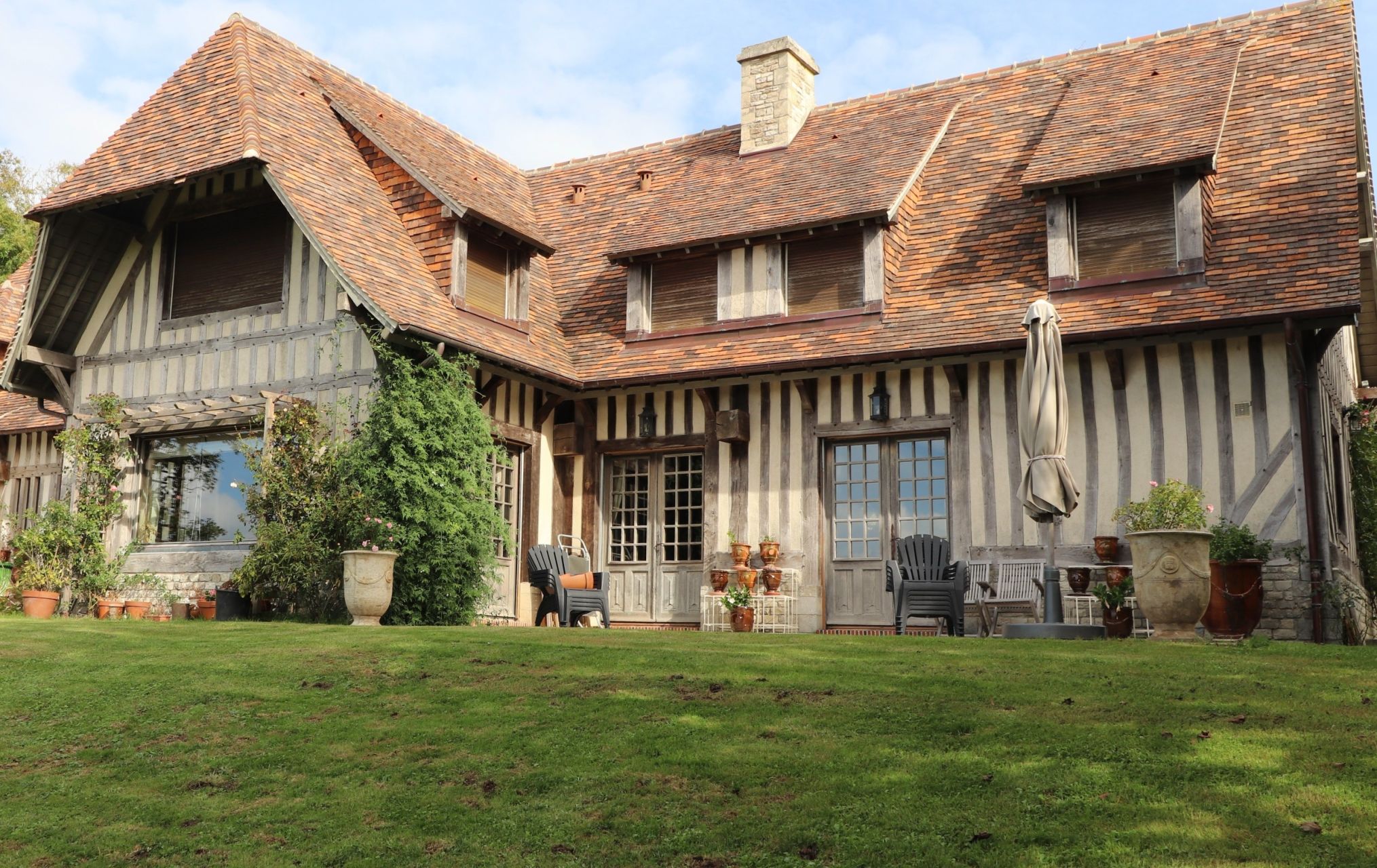 maison de luxe 5 Pièces en location saisonnière sur VILLERVILLE (14113)