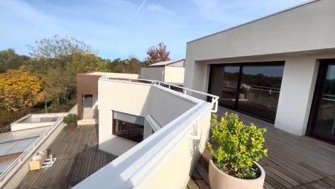 Sale Luxury house Périgueux 14 Rooms 750 m²