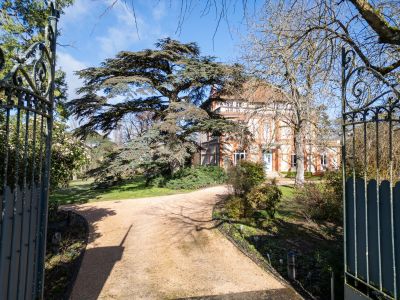 Vente Maison de maître Montauban 10&nbsp;Pièces 403&nbsp;m²