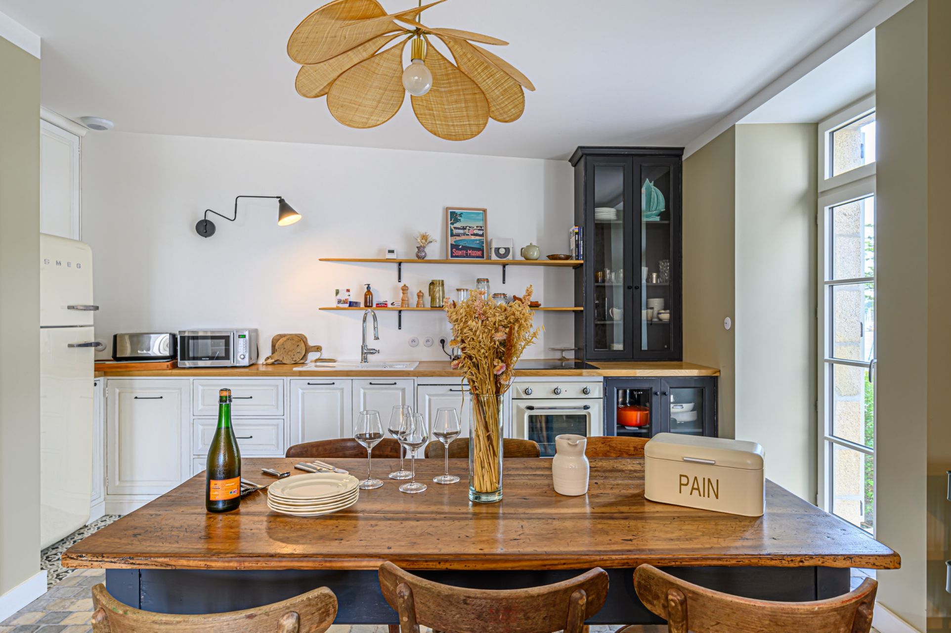 luxury house 4 Rooms for seasonal rent on COMBRIT (29120)