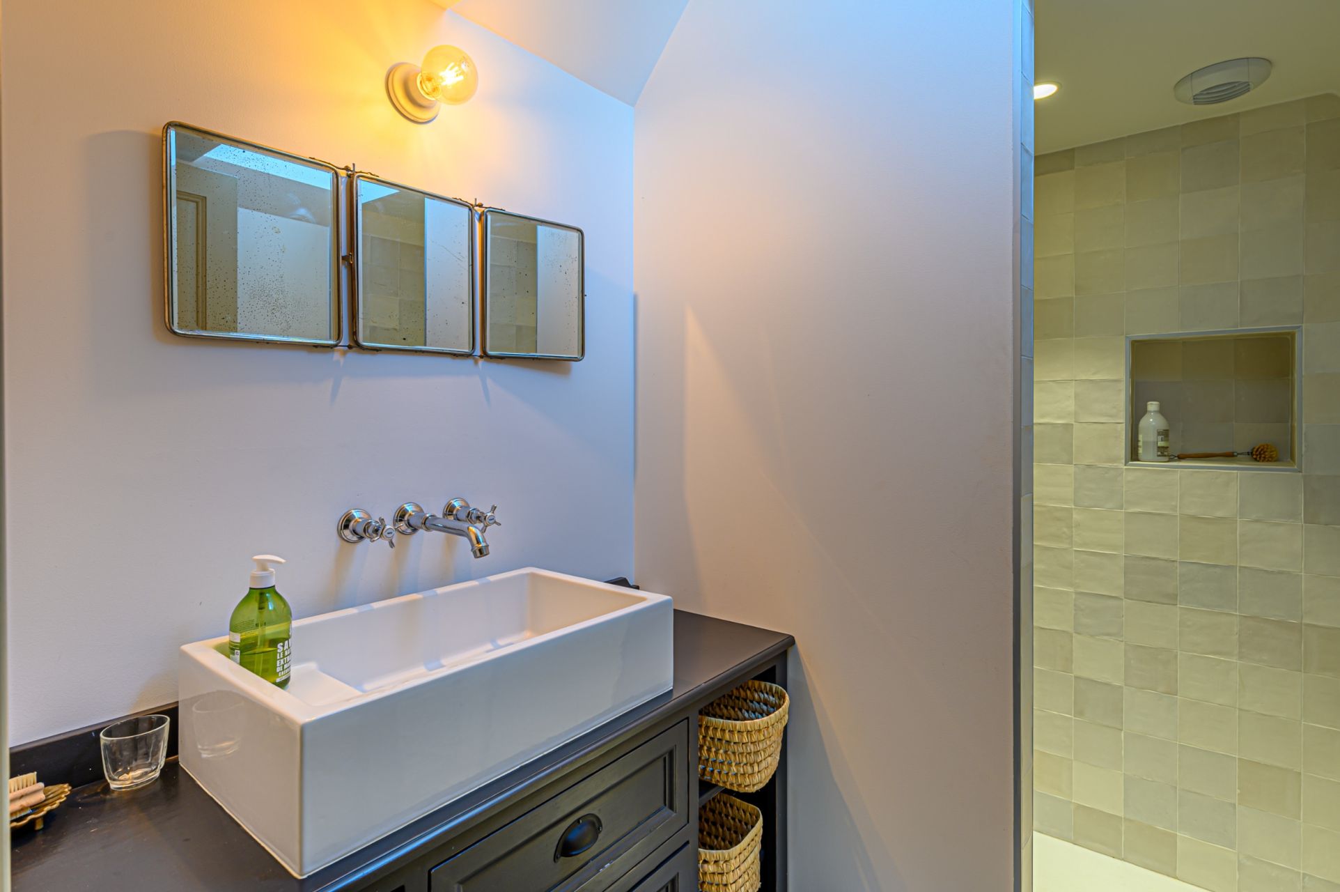 luxury house 4 Rooms for seasonal rent on COMBRIT (29120)