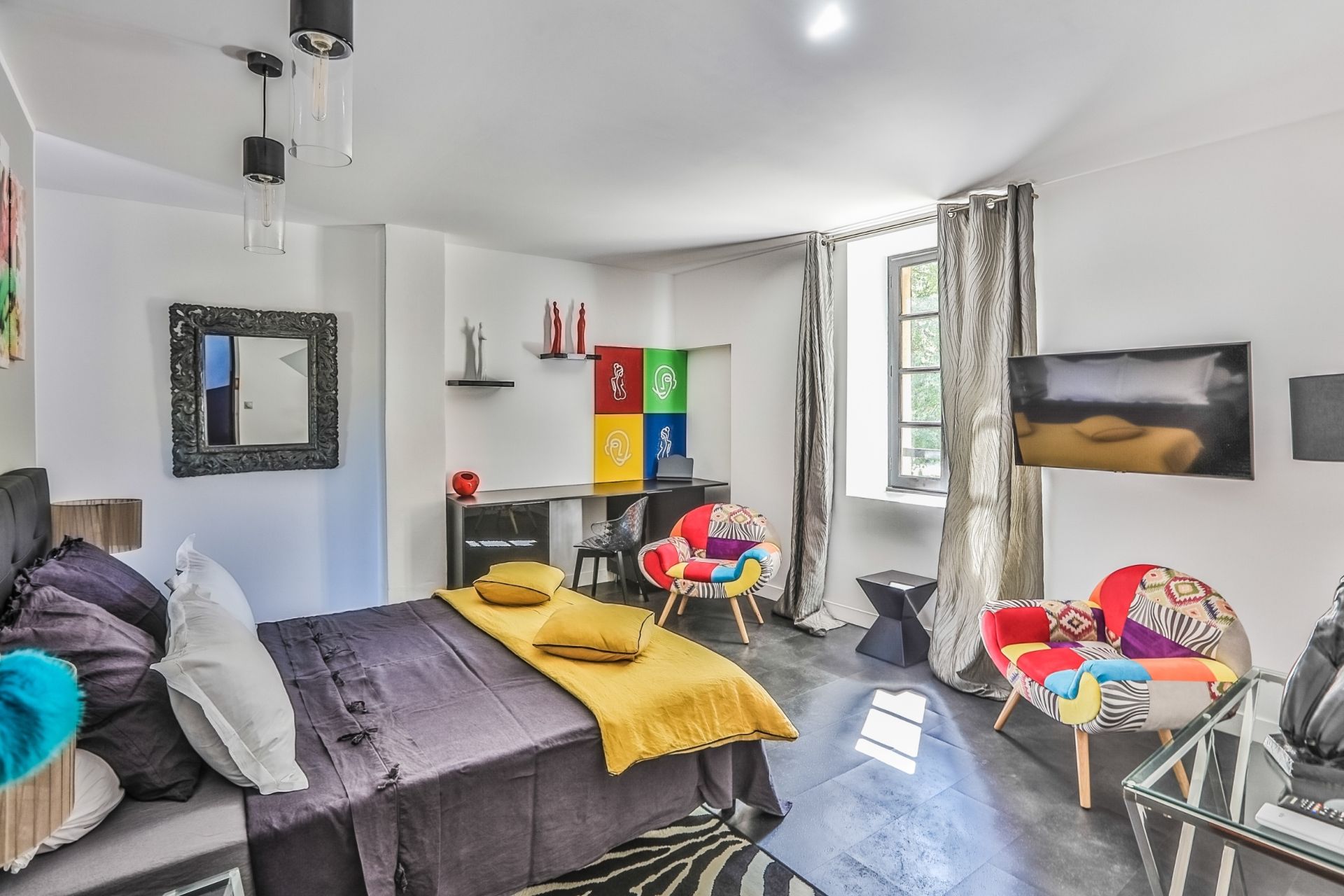 maison de luxe 11 Pièces en vente sur PERNES LES FONTAINES (84210)