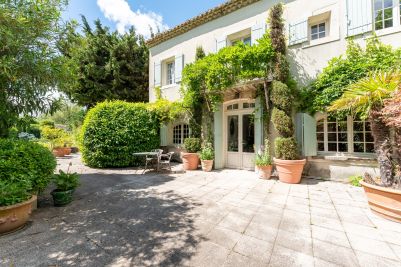 Sale Luxury house Maillane 8&nbsp;Rooms 210&nbsp;m²