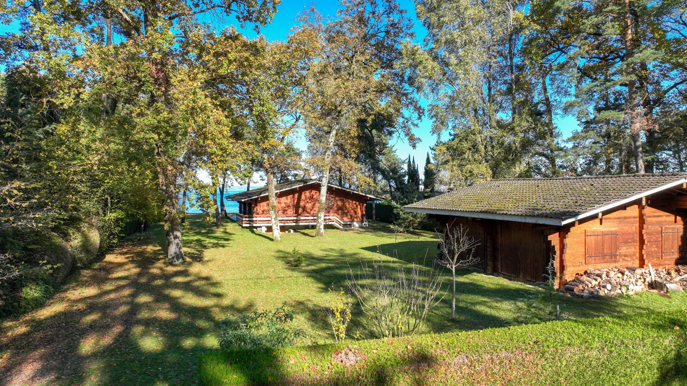 luxury house 5 Rooms for sale on SCIEZ (74140)