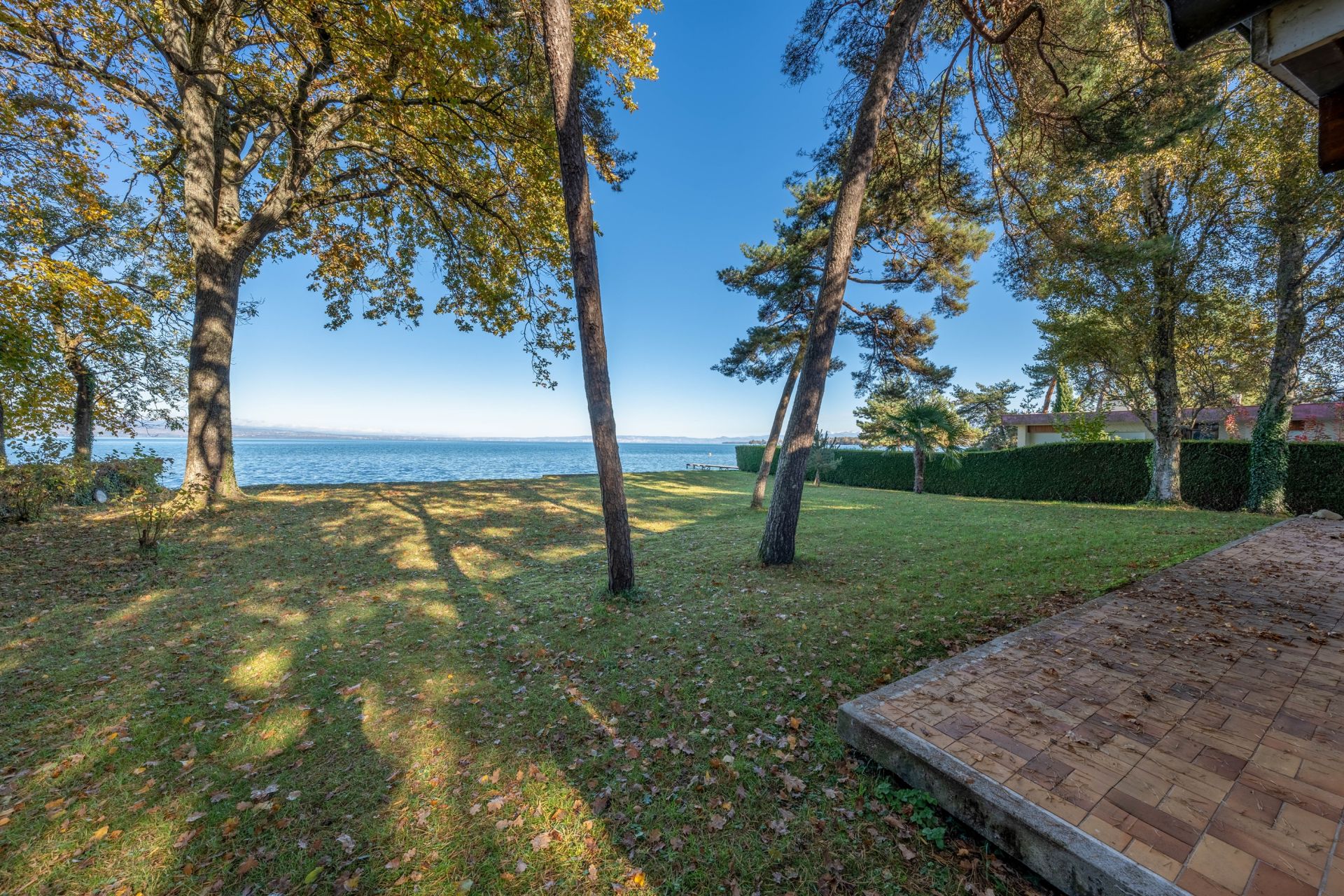 luxury house 5 Rooms for sale on SCIEZ (74140)