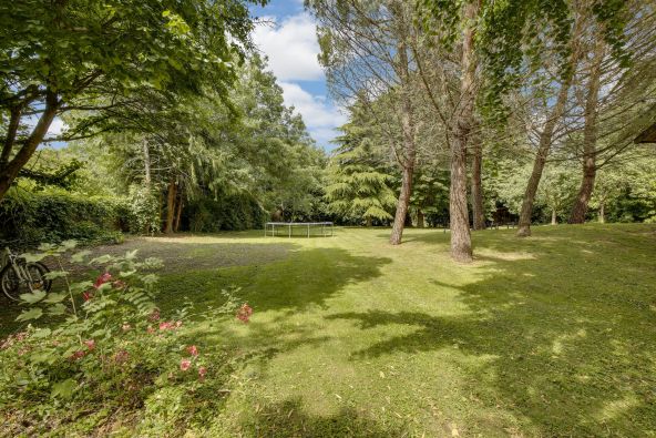 Sale Luxury house Montfort-l'Amaury 10&nbsp;Rooms 450&nbsp;m²
