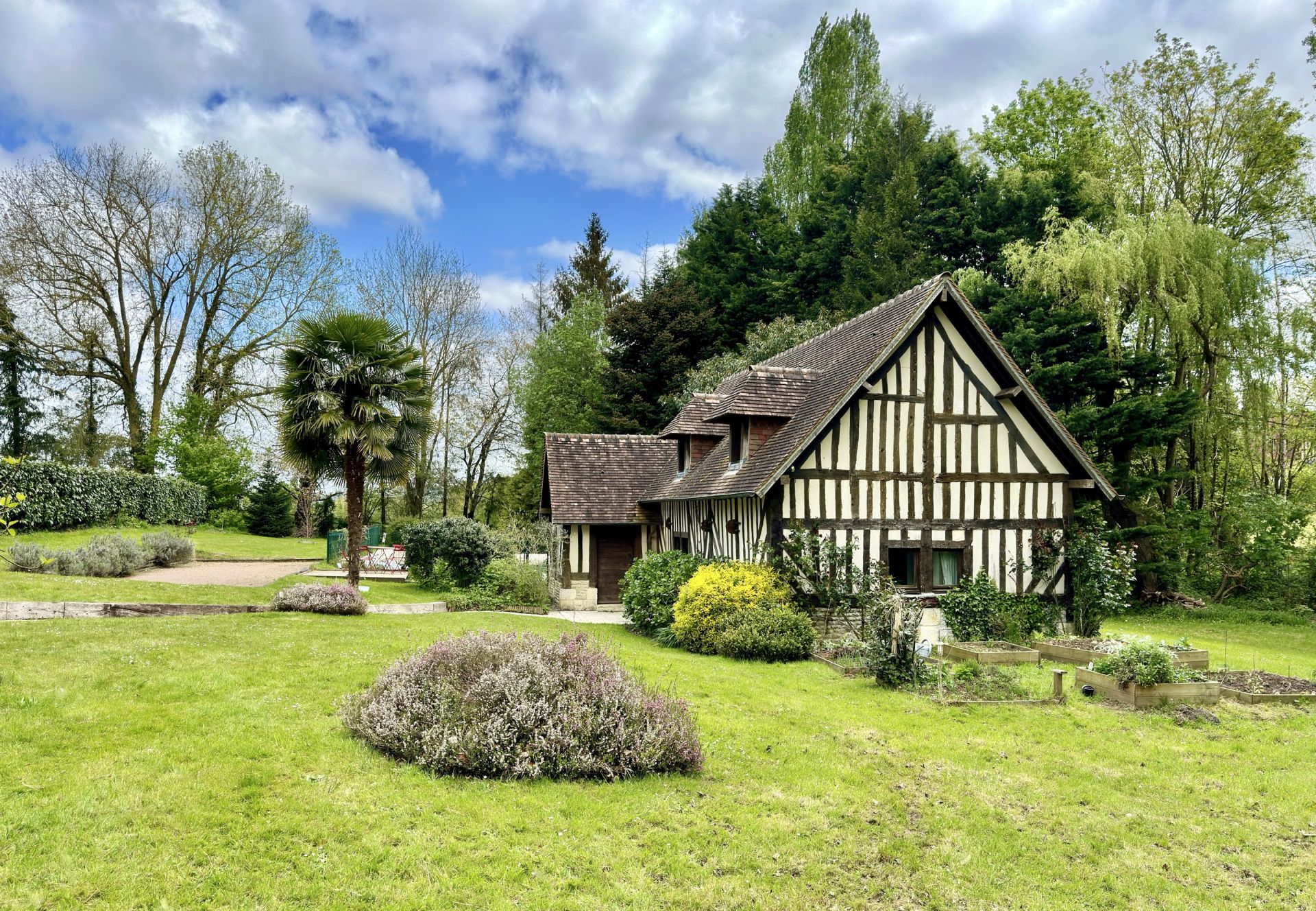 maison de luxe 12 Pièces en location saisonnière sur TOURGEVILLE (14800)
