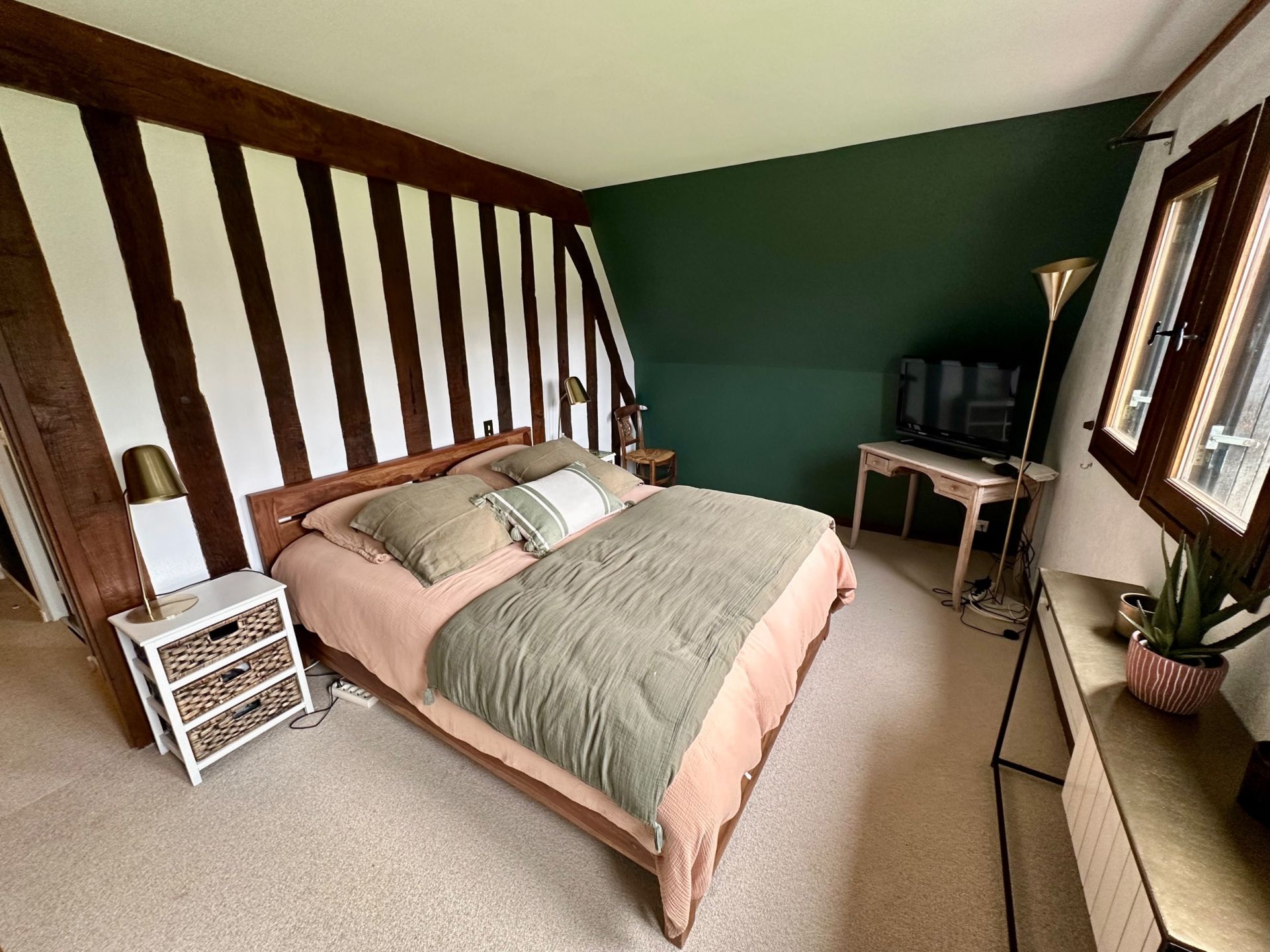 maison de luxe 12 Pièces en location saisonnière sur TOURGEVILLE (14800)