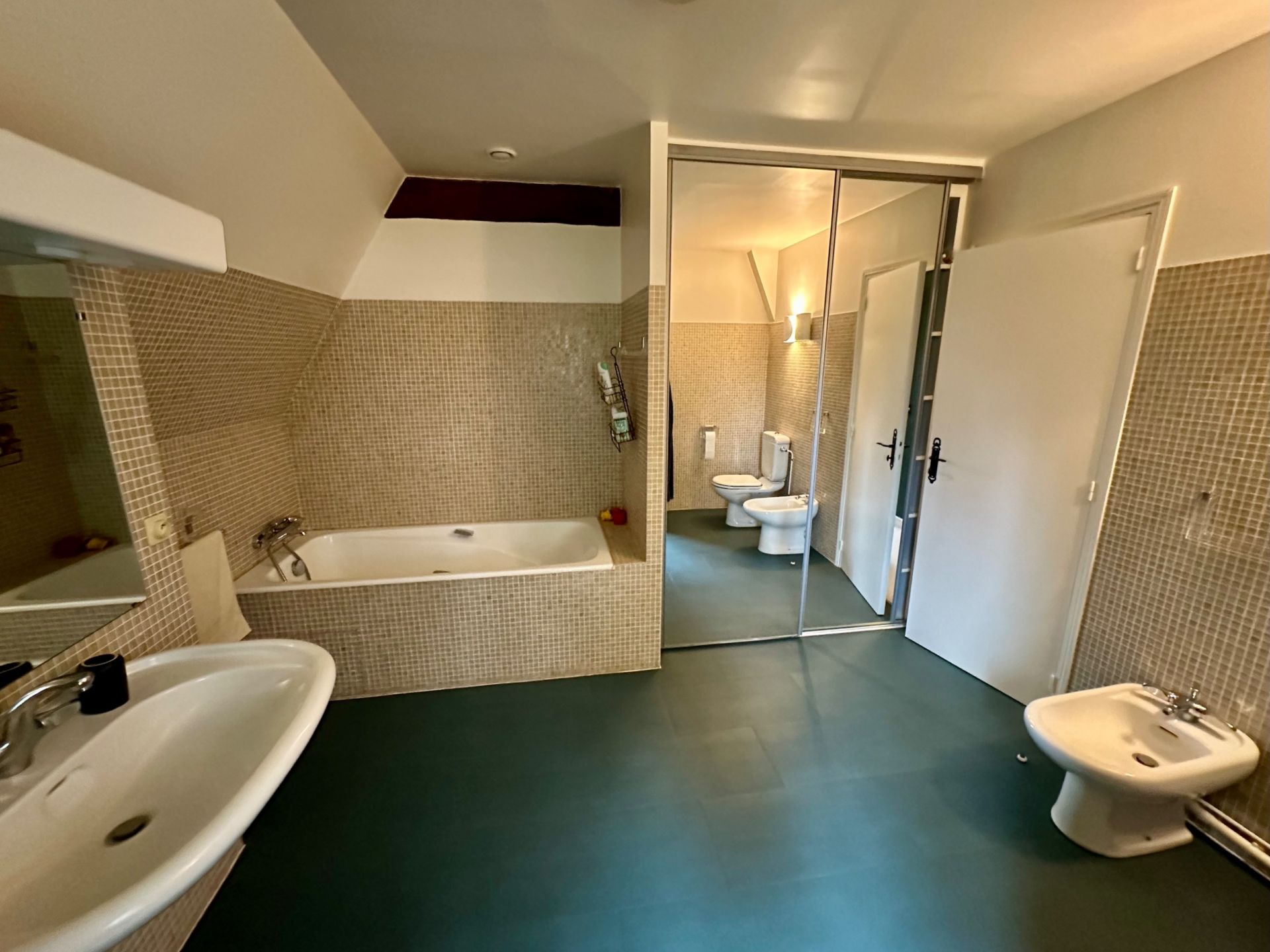maison de luxe 12 Pièces en location saisonnière sur TOURGEVILLE (14800)