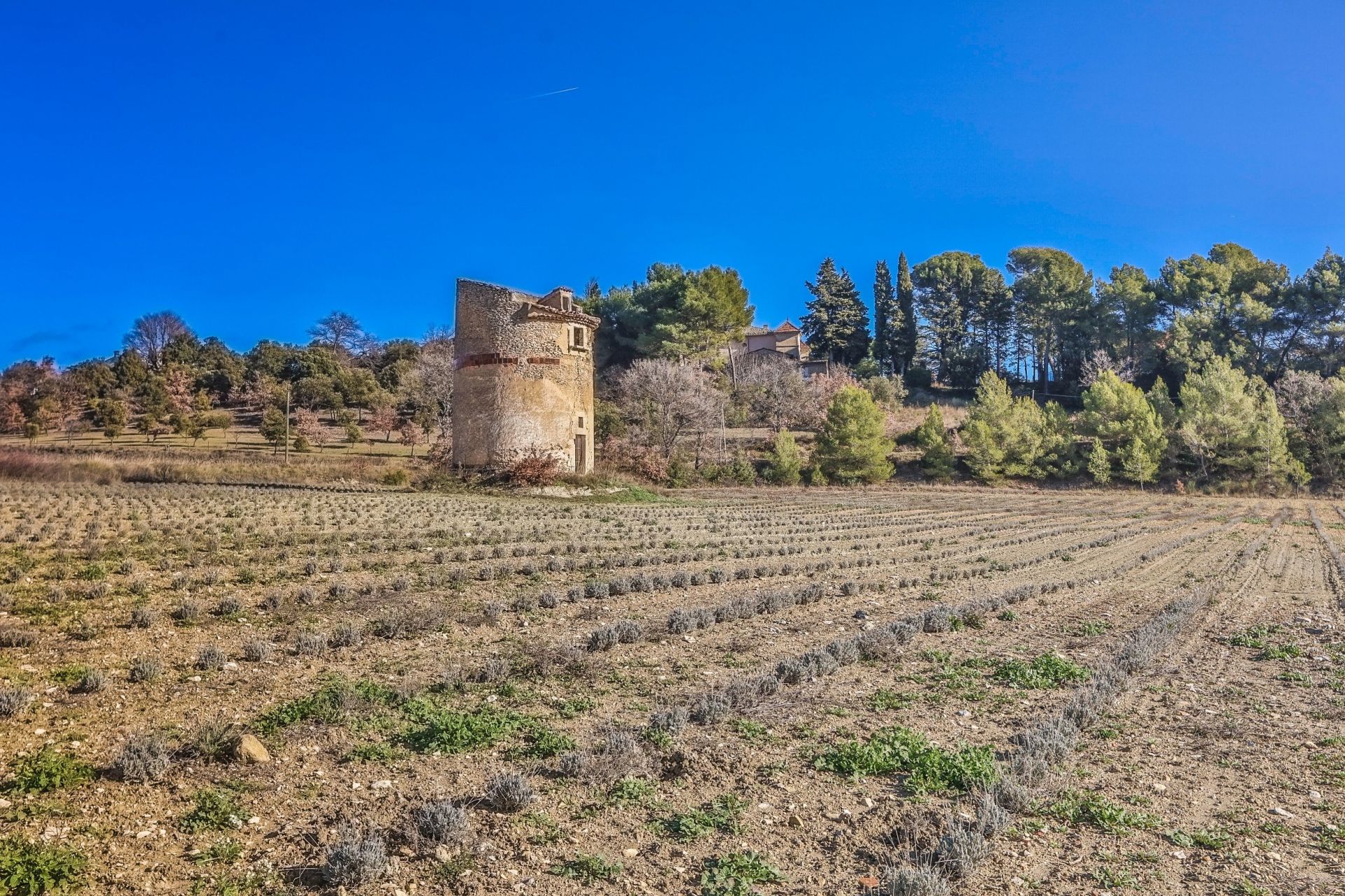 luxury house 21 Rooms for sale on ST SATURNIN LES APT (84490)