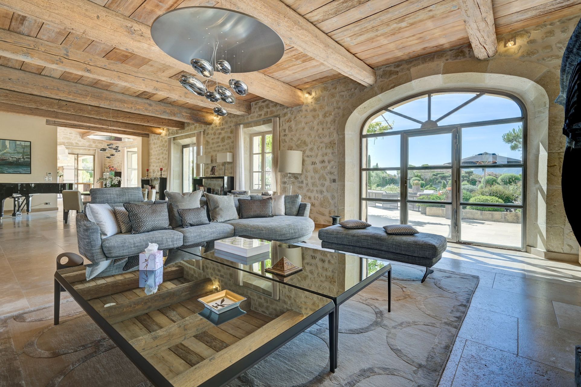 mas 7 Rooms for seasonal rent on ST REMY DE PROVENCE (13210)