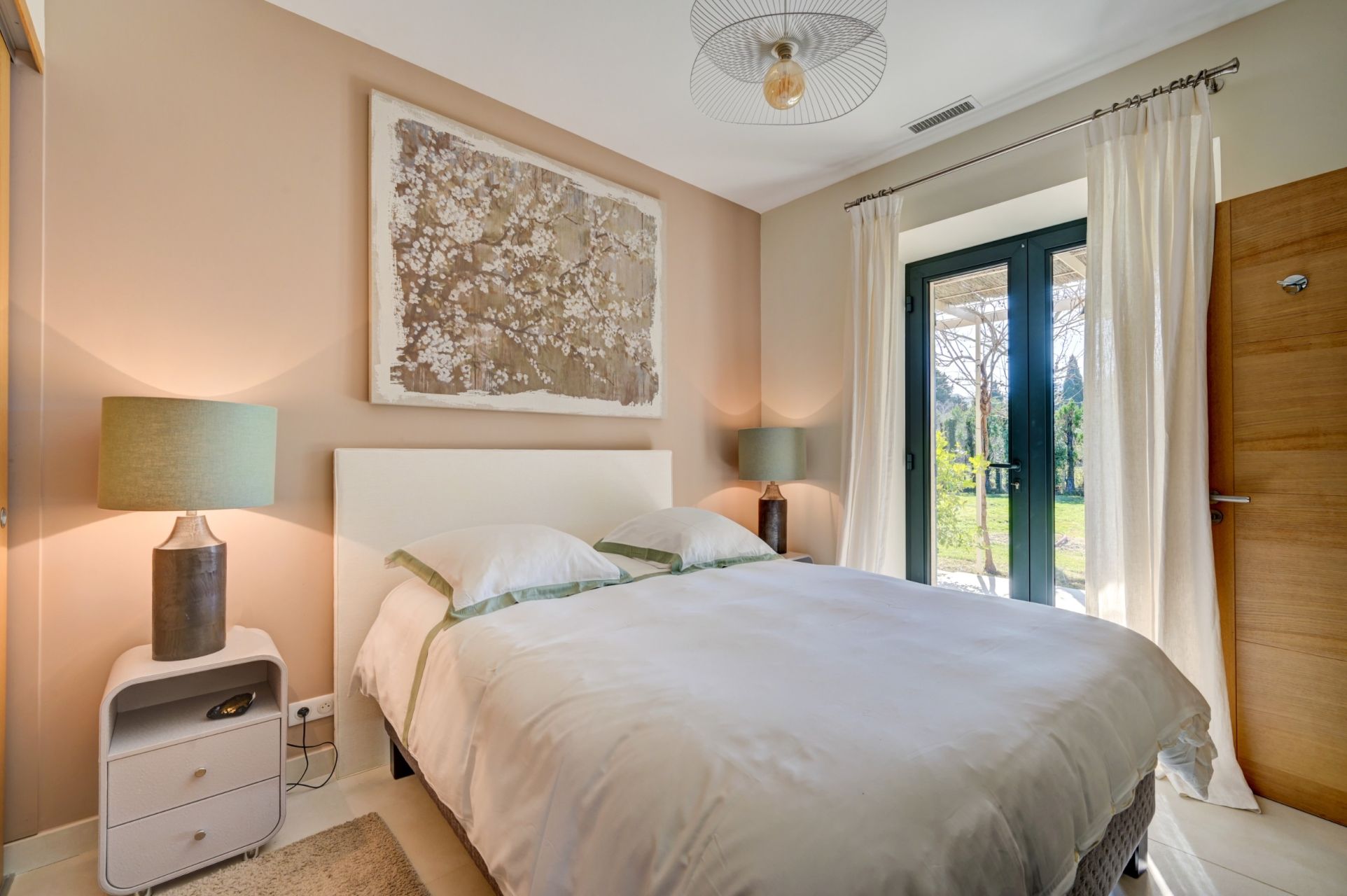 luxury house 6 Rooms for seasonal rent on ST REMY DE PROVENCE (13210)