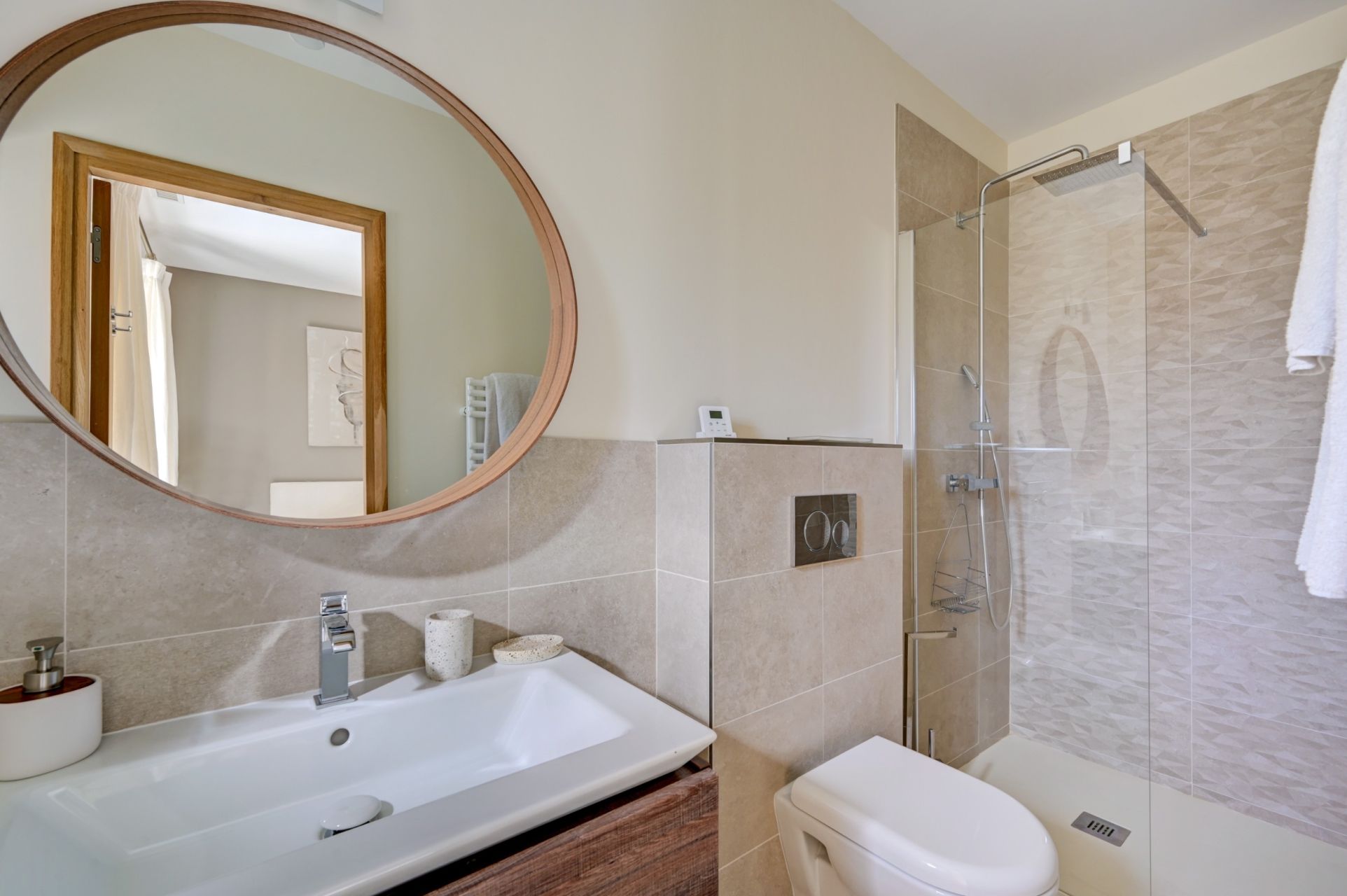 luxury house 6 Rooms for seasonal rent on ST REMY DE PROVENCE (13210)