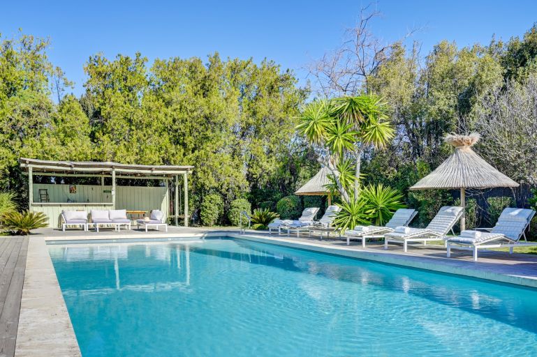 luxury house 6 Rooms for seasonal rent on ST REMY DE PROVENCE (13210)