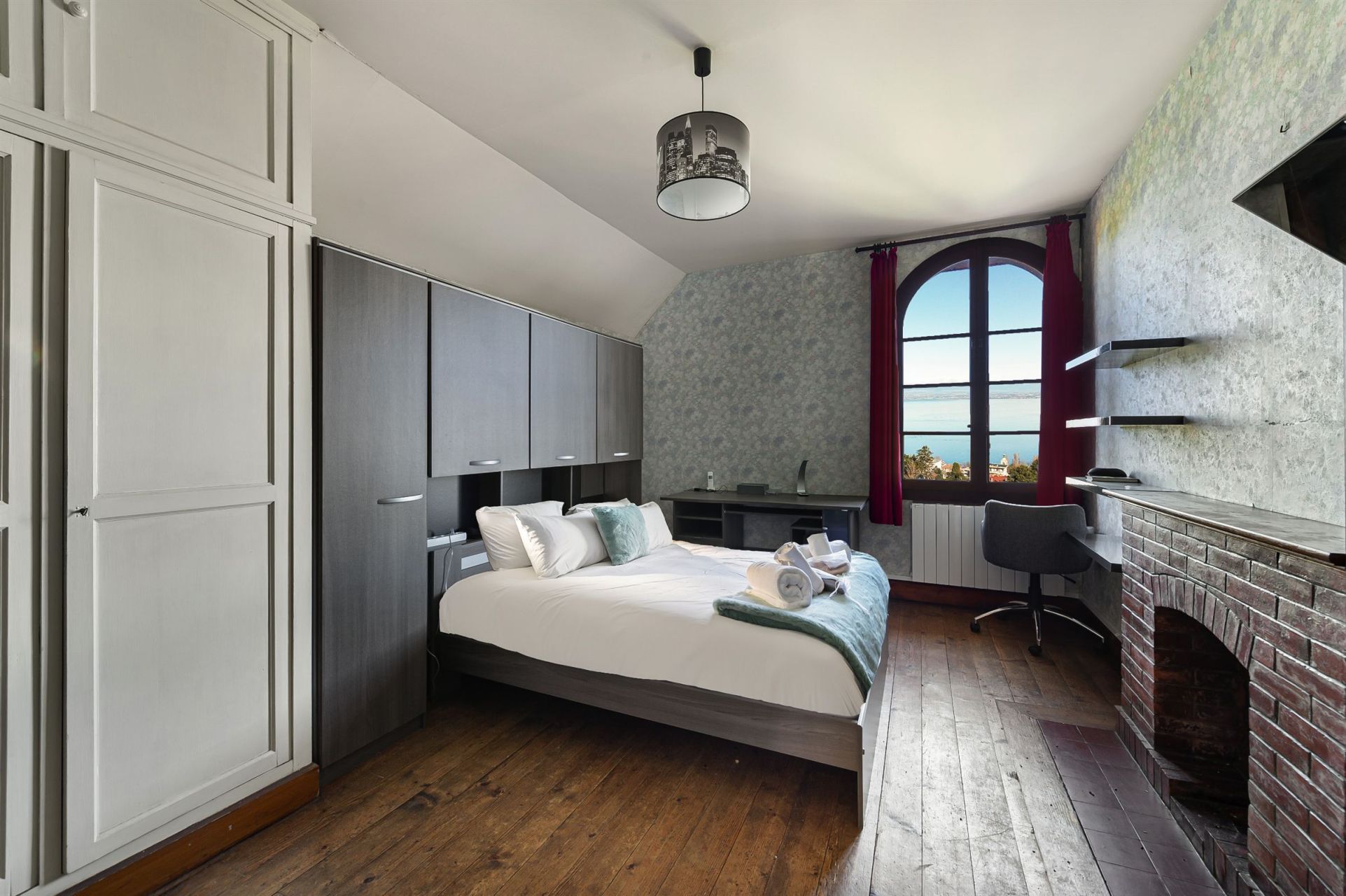 luxury house 14 Rooms for sale on EVIAN LES BAINS (74500)