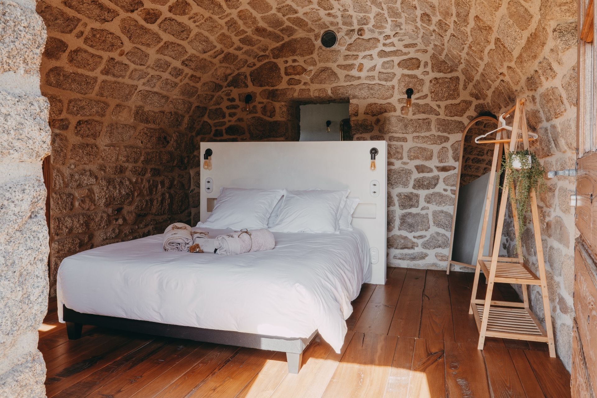 maison de luxe 6 Pièces en location saisonnière sur SERRA DI FERRO (20140)