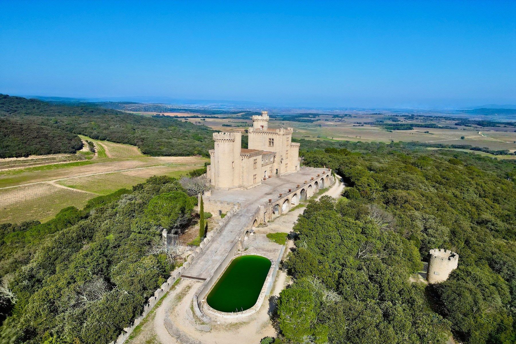 château 9 Pièces en vente sur PONT ST ESPRIT (30130)