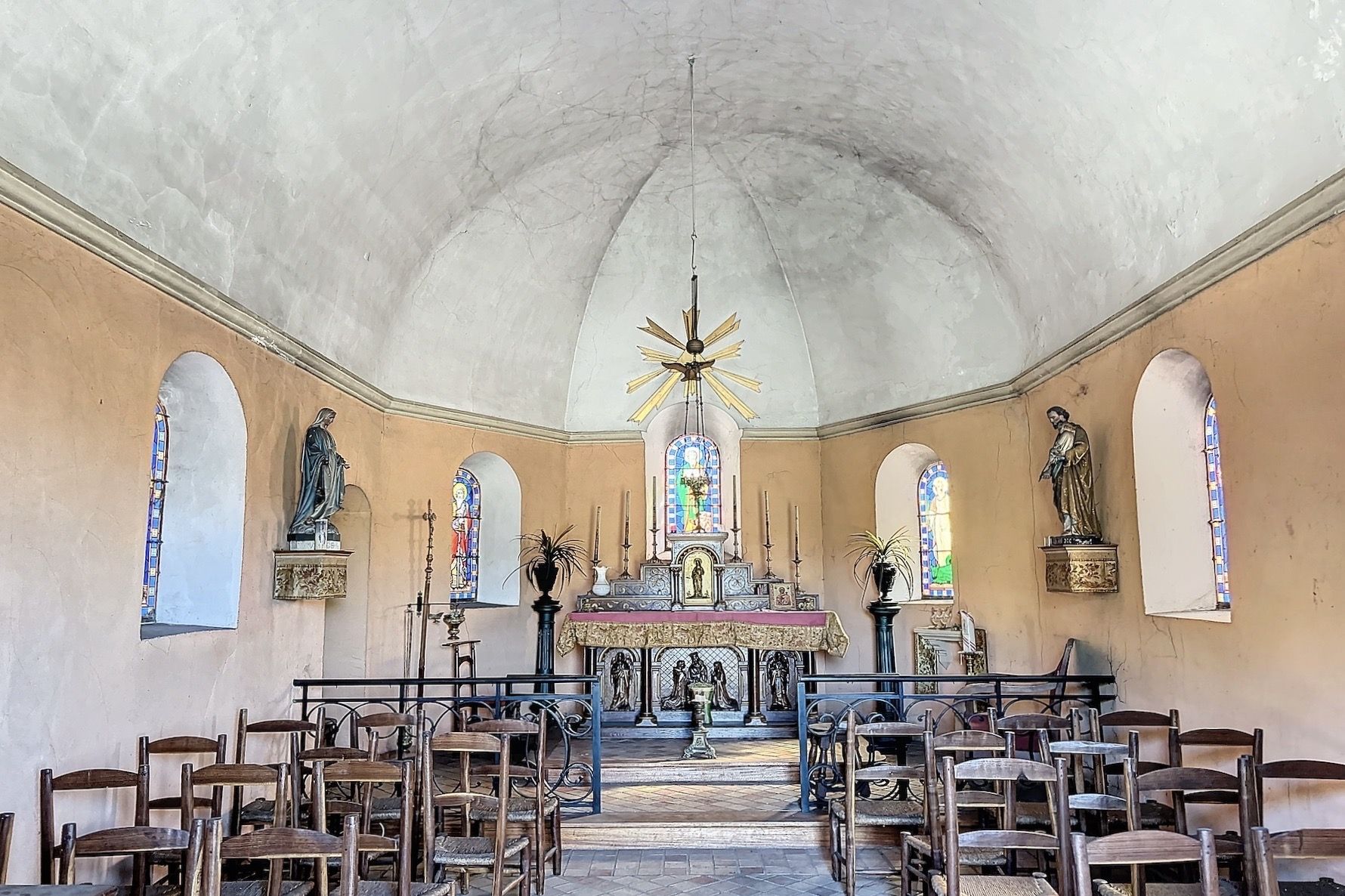 château 9 Pièces en vente sur PONT ST ESPRIT (30130)